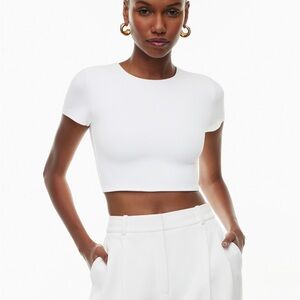 Babaton Contour Crew Cropped Tshirt